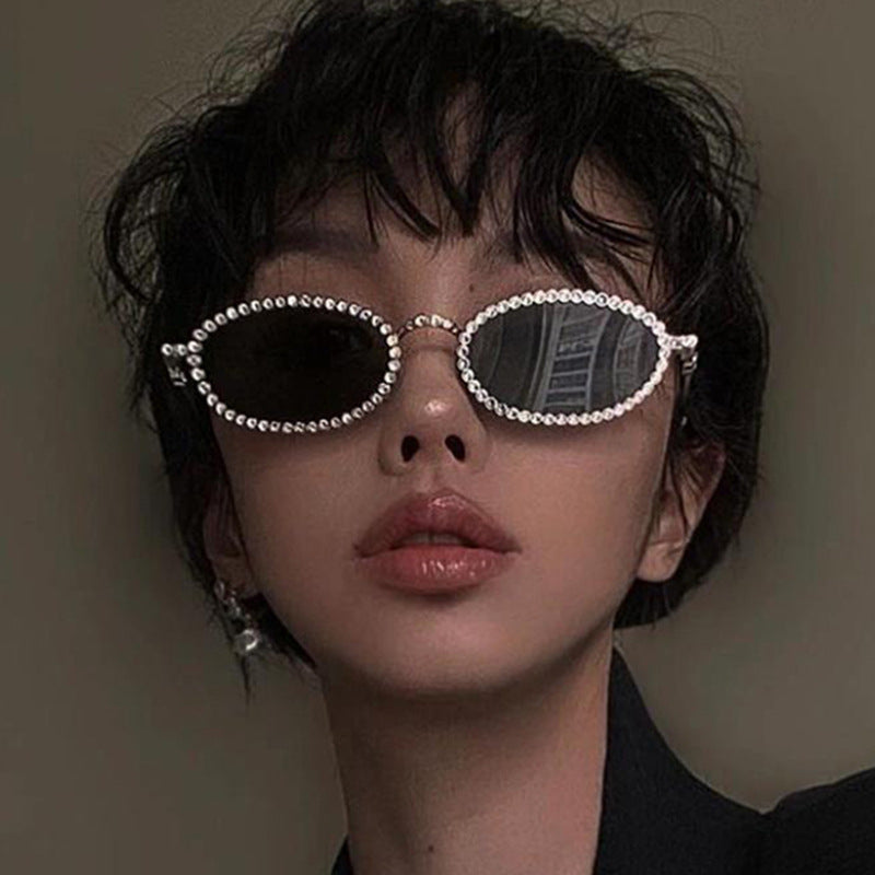 Y2K Diamond Oval Sunglasses
